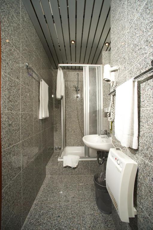 Hotel Heymann Кайзерслаутерн Стая снимка
