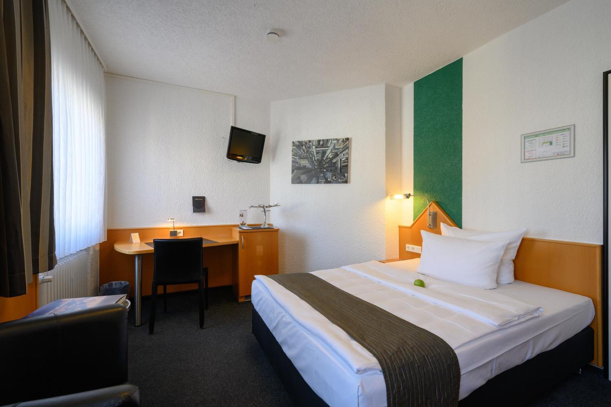 Hotel Heymann Кайзерслаутерн Екстериор снимка