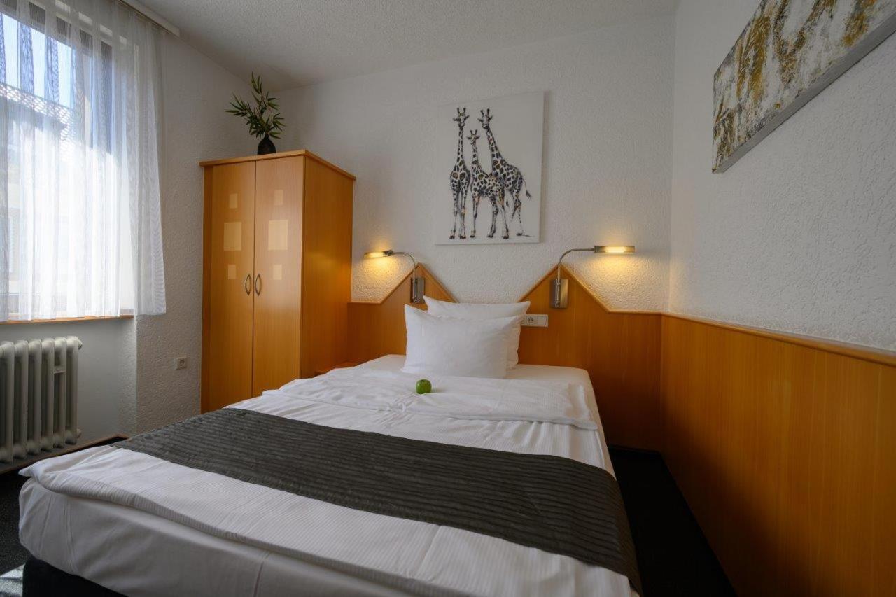Hotel Heymann Кайзерслаутерн Екстериор снимка