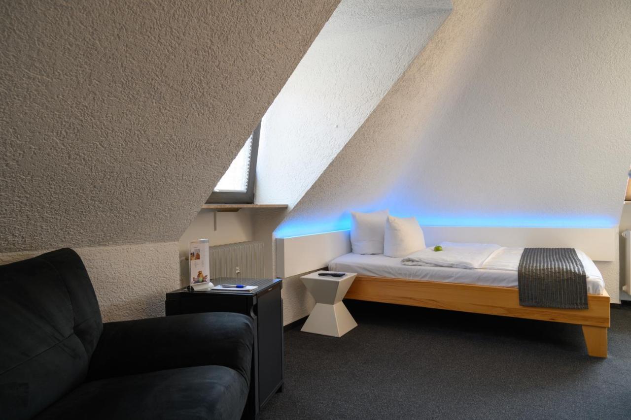 Hotel Heymann Кайзерслаутерн Екстериор снимка